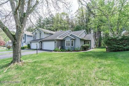 Picture of 587 Highwood Circle 587, Guilderland, NY, 12203
