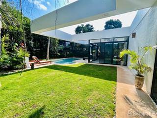 Residential Property for sale in HOUSE FOR SALE 3 BEDROOMS - GATED COMMUNITY, PGA GOLF COURSE, SWIMMING POOL -  CVO, Tulum, Quintana Roo