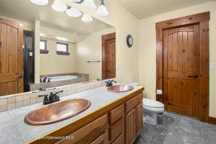 39 Spur Drive, New Castle, CO 81647