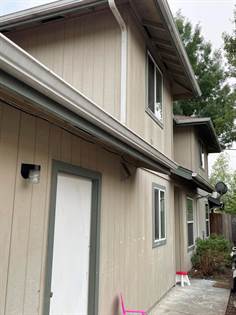 323/325 SE K Street, Grants Pass, OR, 97526 — Point2