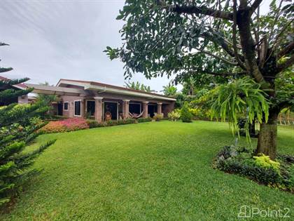 Beautiful house with large gardens in Sarchi of Alajuela, Sarchi, Alajuela