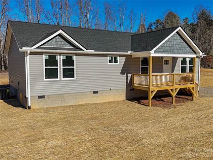 Picture of 205 Tuttle Road, Hendersonville, NC, 28792