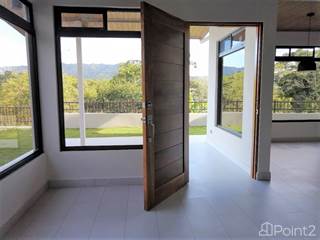 Charming home where you can enjoy your live with beautiful views and close to center of town., Atenas, Alajuela