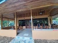 BEAUTIFUL 2 BEDROOM HOME WITH GREAT MOUNTAIN VIEW S, Dominical, Puntarenas