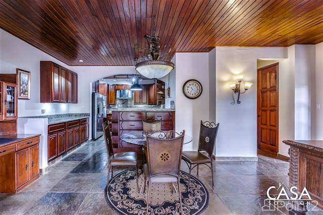 Elegant Home For Sale in Prestigious Valle Escondido Gated Community, Boquete - photo 14 of 15