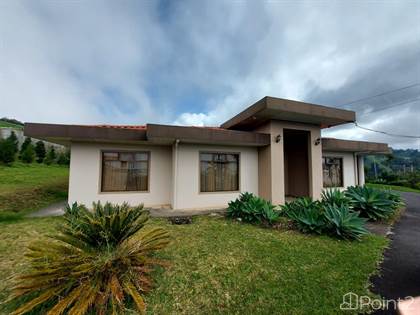 Beautiful house in an area of pure and fresh air in Zarcero, Alajuela, Alajuela