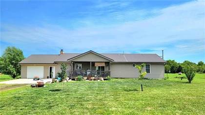 Tiny Homes in Wichita Kansas: 24-ft. Farmhouse on Wheels