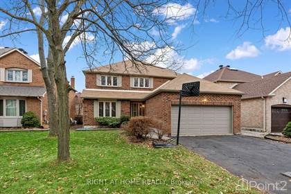 Picture of 56 Crystal Dr, Richmond Hill, Ontario, L4C 7Y3