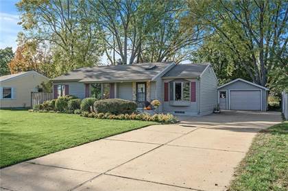 Picture of 2965 Pascal Street, Roseville, MN, 55113