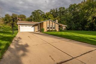 2740 S 132nd St, New Berlin, WI, 53151