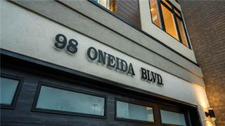 98 Oneida Boulevard, Hamilton, Ontario, L9G4S6