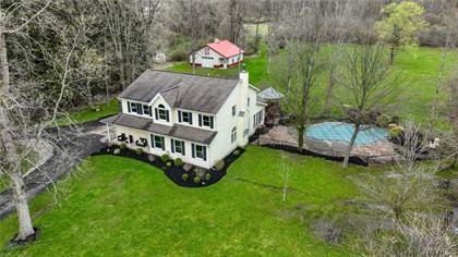 Picture of 10367 Tillman Road, Clarence, NY, 14031