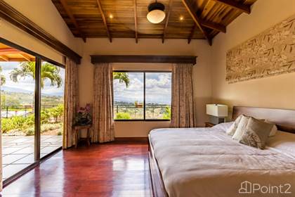 Three bedroom luxury, fabulous views, Clubhouse $325K - photo 2 of 22