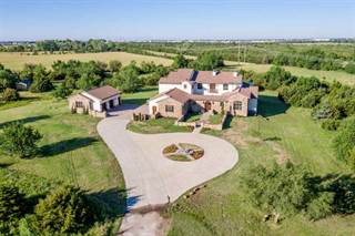 Luxury Homes For Sale Mansions In Wichita Ks Point2 Homes