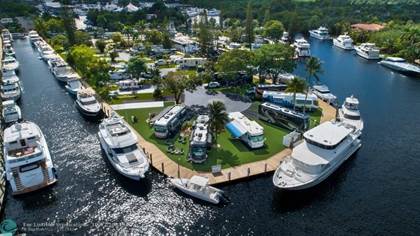 Town Center at Boca Raton - Yacht Haven Park & Marina