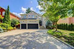 Picture of 35 Dunvegan Dr, Richmond Hill, Ontario