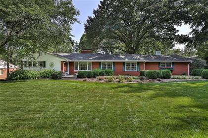Picture of 48 Woodcrest Drive, Ladue, MO, 63124