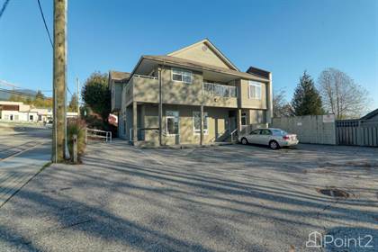 Picture of 703 Gibsons Way, Gibsons, British Columbia, V0N 1V9