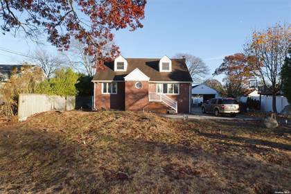 Picture of 53 Arbour Street, West Islip, NY, 11795