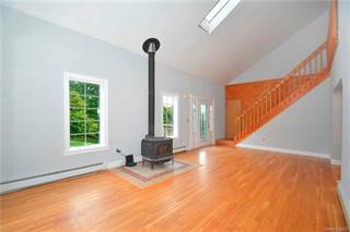 100 Lakeview Drive, Pawling, NY, 12531