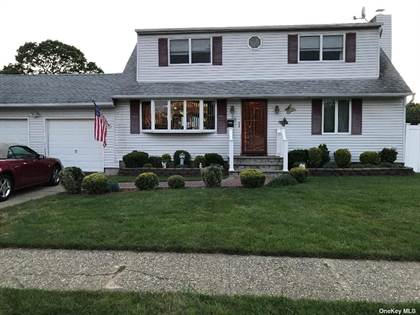 Picture of 53 Arlyn Drive, Massapequa, NY, 11758