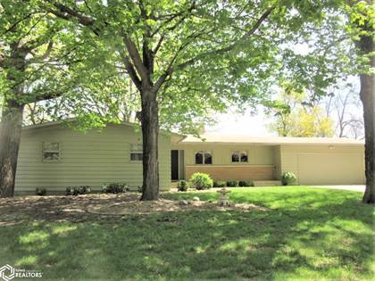 122 Central Drive, Forest City, IA, 50436