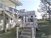 1500 sq ft 3 bed 3 bath unit for rent. 10 mins drive from international airport, Ladyville, Belize