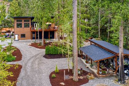 Picture of 6290 Sechelt Inlet Road, Sechelt, British Columbia, V7A 0L3