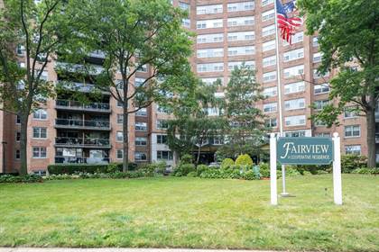 Picture of 61-20 Grand Central Parkway A1104, Forest Hills, NY, 11375