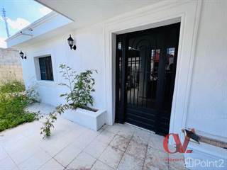 Residential Property for sale in ONE STORY HOUSE WITH PARKING IN DOWNTOWN MERIDA, Merida, Yucatan