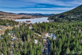 2957 Paradise Road, Pinantan Lake, British Columbia, V0E 3E1