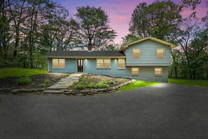 Picture of 31 BIRCH DR, Pleasant Valley, NY, 12569