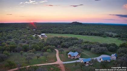 6519 S State Highway 16, Llano, TX, 78643