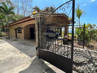 Fantastic Furnished House with pool Incredible Views and Ideal Location *Reduced Price*, San Mateo, Alajuela