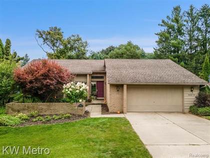 Picture of 56879 Saint James Drive, Greater Sterling Heights, MI, 48316