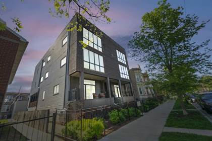 Residential Property for sale in 2040 N Kedzie Avenue 2N, Chicago, IL, 60647