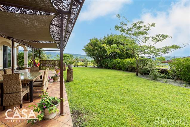 Price Reduction & Owner Financing! High-Quality Residence for Sale in Boquete Canyon Village, Chiriquí