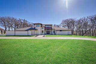 8600 Meadowbrook Drive, Fort Worth, TX, 76120
