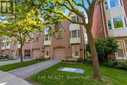 Picture of 25 CARDWELL AVE 18, Toronto, Ontario, M1S4Y7