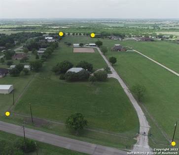 Farm And Agriculture for sale in 1940 Lower Seguin Rd, Marion, TX, 78124