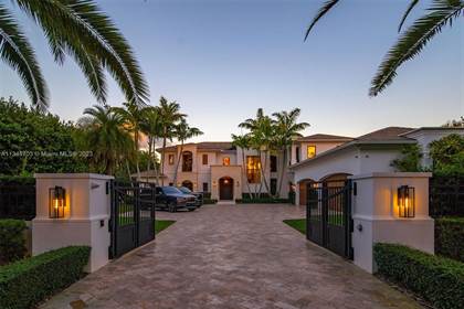A look inside the Boca Raton mansions commanding Miami Beach prices