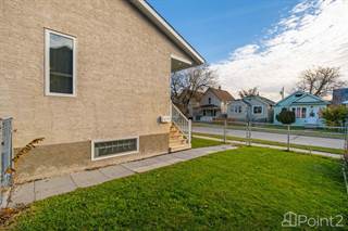 Residential Property for sale in 308 Brooklyn St, Winnipeg, Manitoba, R3J 1M2