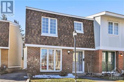 Picture of 376 KINTYRE PRIVATE, Ottawa, Ontario, K2C3M6