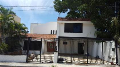 Modern house with Chac Mool Statue in Montecristo!, Merida, Yucatan
