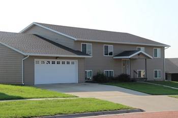 Apartment for rent in 912 Blueridge Rd, Dell Rapids, SD, 57022