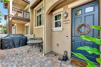 Propiedad residencial en venta en 3033 N Torrey Pine Lane, Orange, CA, 92865