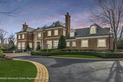 Prestigious mansions for distinguished guests