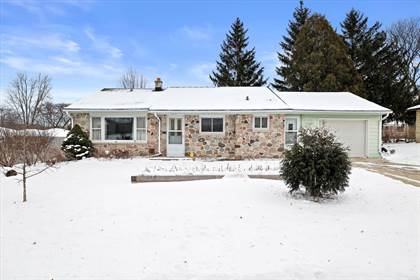 613 S 17th Ave, West Bend, WI, 53095