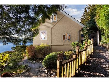 70 ISLEVIEW PLACE, Lions Bay, British Columbia, V0N2E0 — Point2 Canada