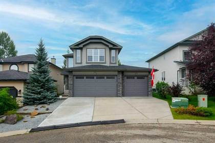 Picture of 15 Valley Creek Bay NW, Calgary, Alberta, T3B 3V2